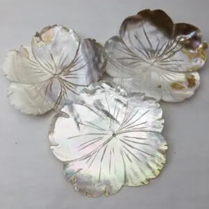 Carved Shell Flower with Centre Drill Hole Approx 10cm 1pc