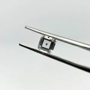 Hand Cut Anatase in Quartz Faceted 0.82ct 5.3mm 1pc HK