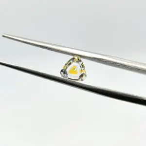 Hand Cut Petroleum Quartz Faceted 0.74ct 5.7mm 1pc HK