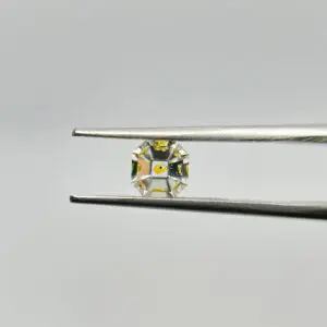 Hand Cut Petroleum Quartz Faceted kaleidoscope 0.68ct 5.4mm 1pc HK