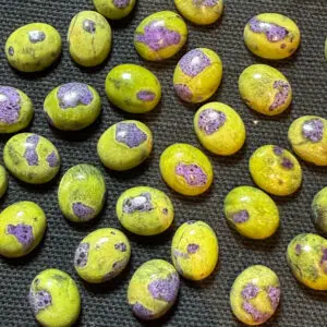 Stichtite 9 x 11mm Oval Cabochon 2pcs INDIA