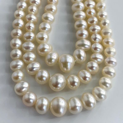Freshwater Cultured White Potato Pearls Graduated 3.5-8 mm 40 cm String