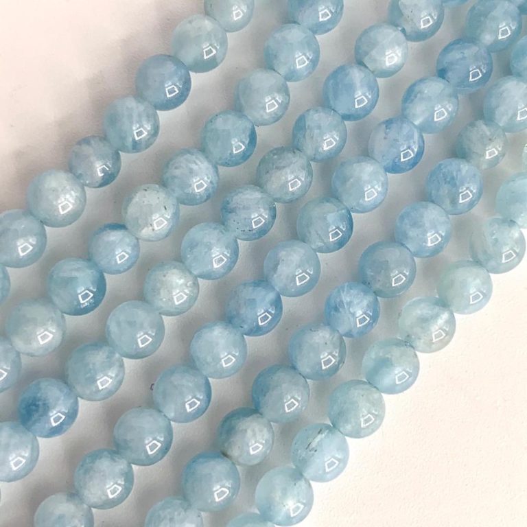 Aquamarine Smooth Rounds Approx 4mm Beads 38cm Strand - Image 4