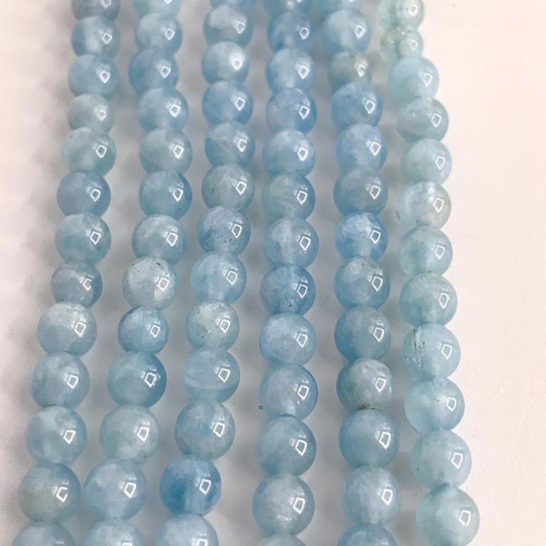 Aquamarine Smooth Rounds Approx 4mm Beads 38cm Strand - Image 3