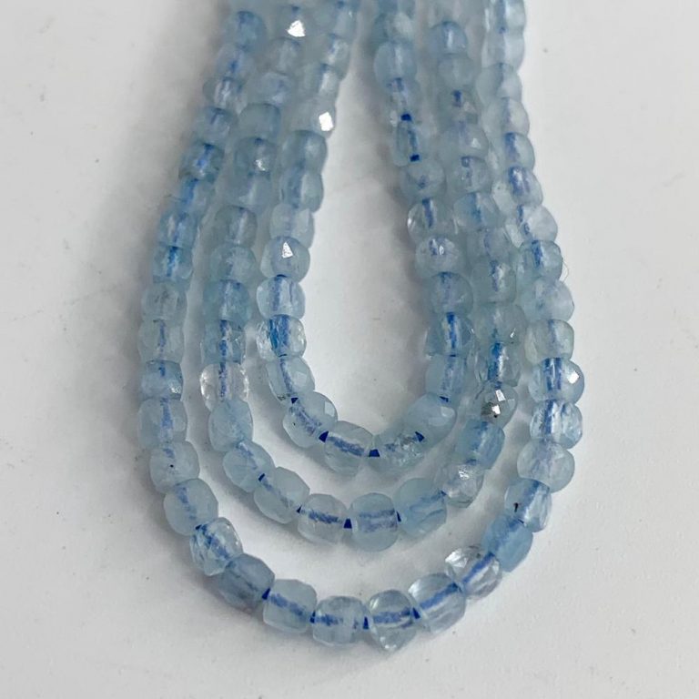Aquamarine 2.5mm Faceted Cubes 38cm Strand - Image 4