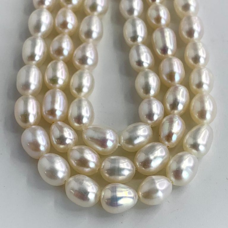 Freshwater Cultured White Rice Pearls 5-6 mm 38 cm String