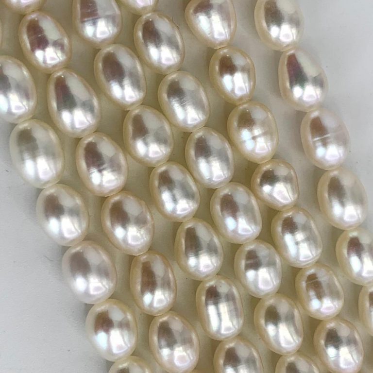 Freshwater Cultured White Rice Pearls 5-6mm 38cm String - Image 2