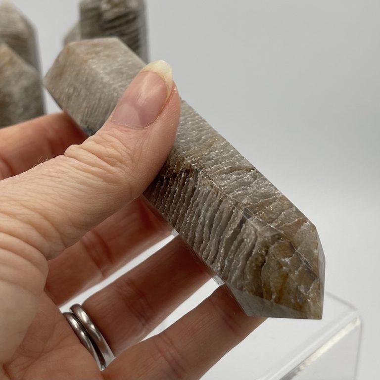 Amphibole Point Approximately 12 x 3 cm - Image 3