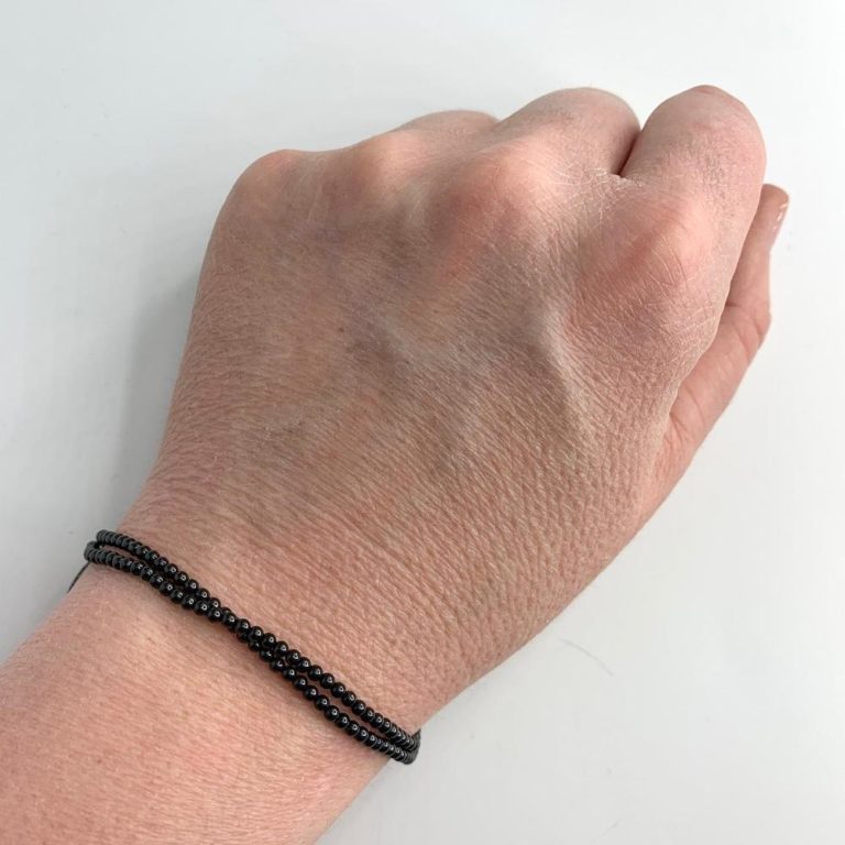 Black Spinel Smooth Rounds 2mm 38cm Strand - Image 3