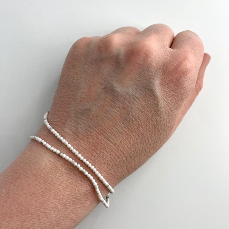 Howlite Smooth Rounds Approx 2mm Beads 38cm Strand - Image 3