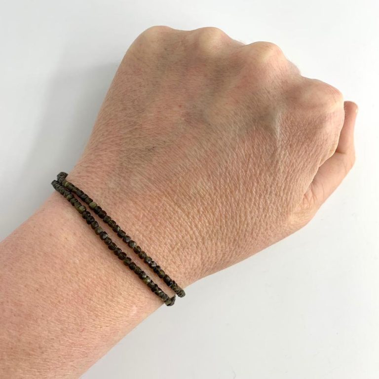 Golden Obsidian Faceted Cubes 2mm 38cm Strand - Image 4