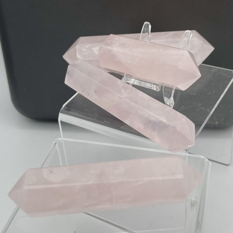 Rose Quartz Double Terminated Point 9.5x1.8cm - Image 4