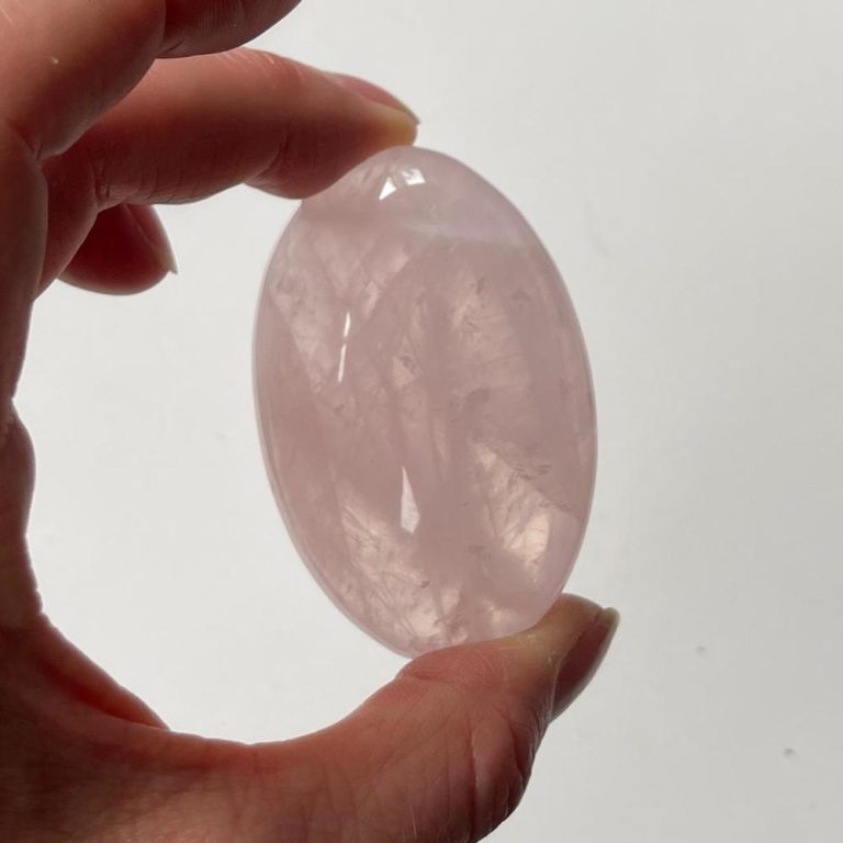 Jelly Rose Quartz Palmstone 6 x 4 x 2cm - Image 2