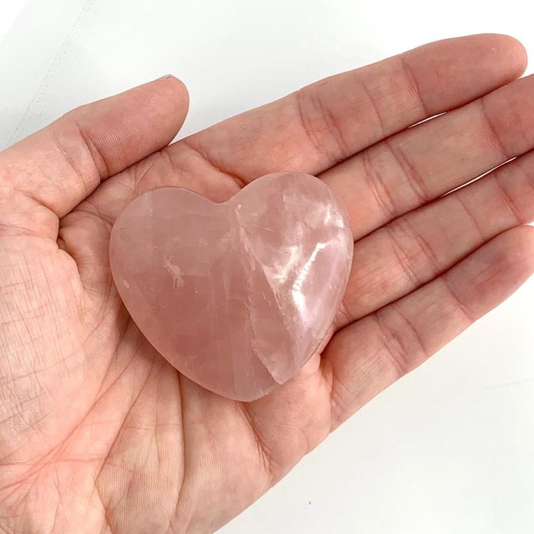 Rose Quartz Small Hand-Carved Heart Approx 3.5 - 4.5cm - Image 3