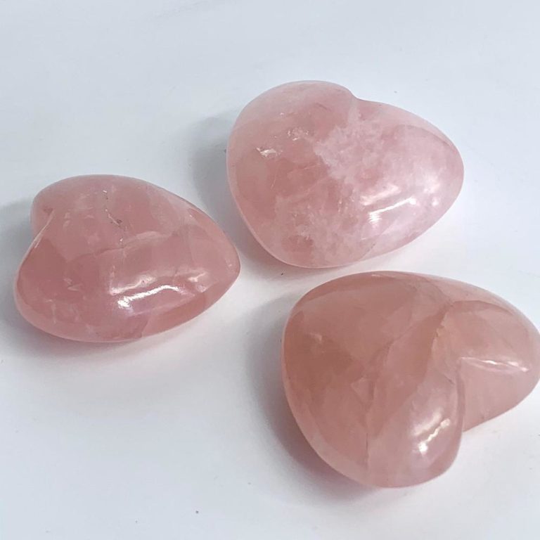 Rose Quartz Small Hand-Carved Heart Approx 3.5 - 4.5cm - Image 4