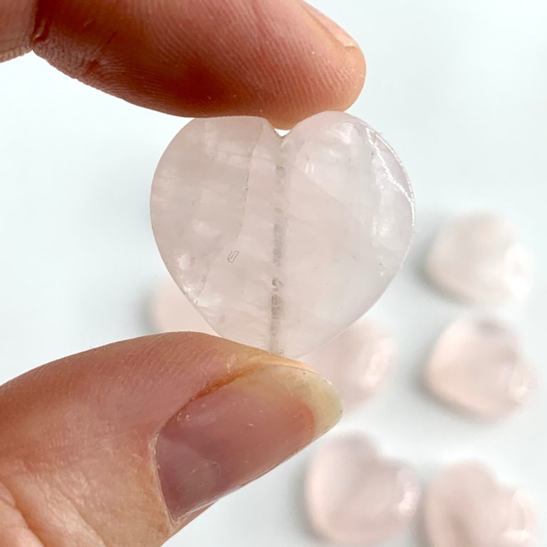Rose Quartz Approx 20mm Through Drilled Hearts 3 Piece Pack - Image 4