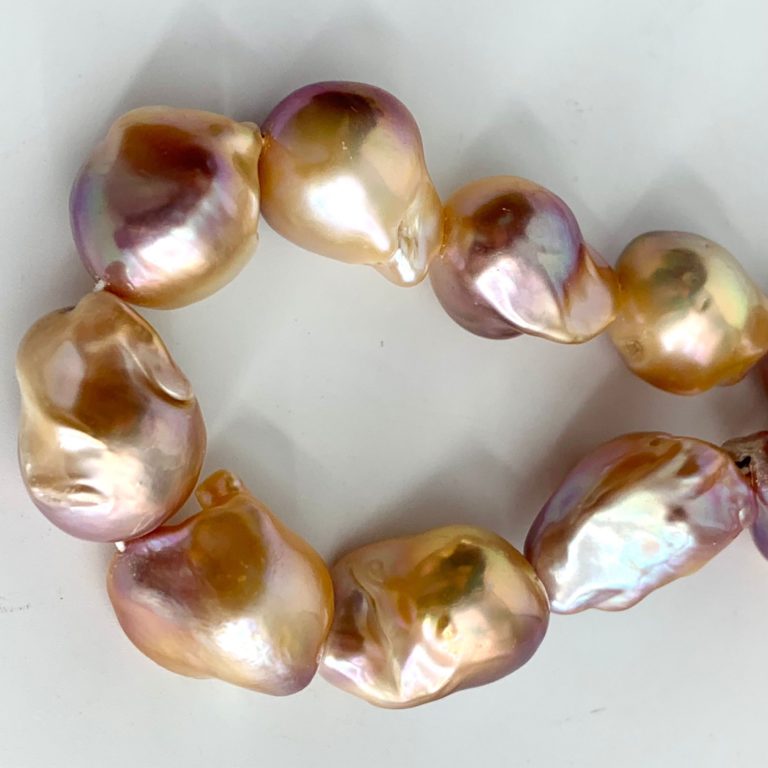 Freshwater Cultured Bi Coloured Nucleated Baroque Pearl Approx 11-14mm - Image 7