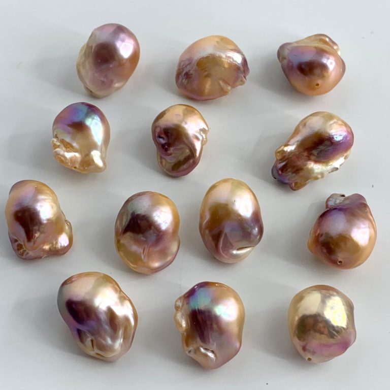 Freshwater Cultured Bi Coloured Nucleated Baroque Pearl Approx 11-14mm - Image 6