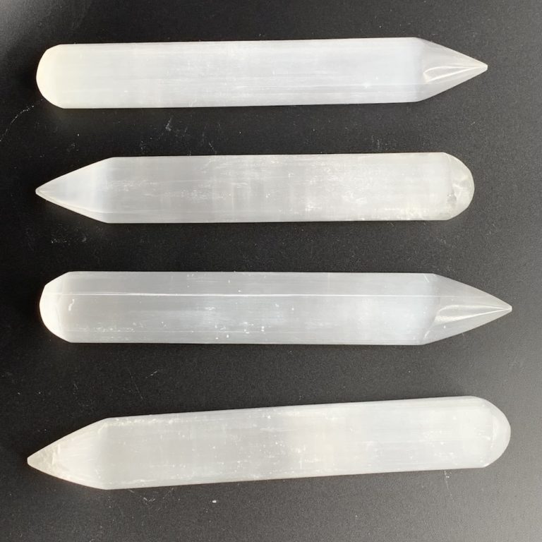 Selenite Smooth Wand Approx 16cm - Image 3