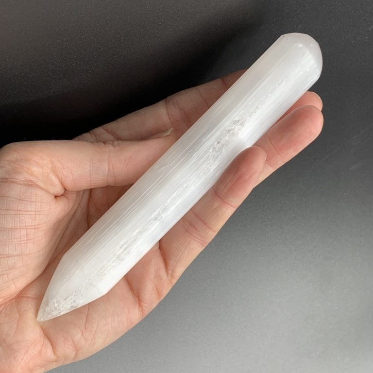 Selenite Smooth Wand Approx 16cm - Image 2