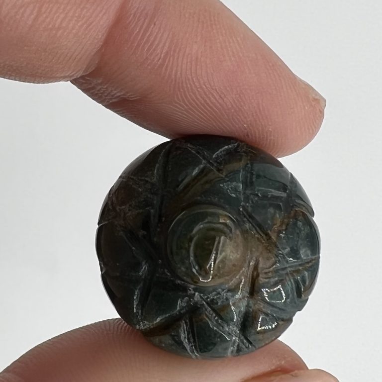 Moss Agate Acorn Approx 3cm - Image 3