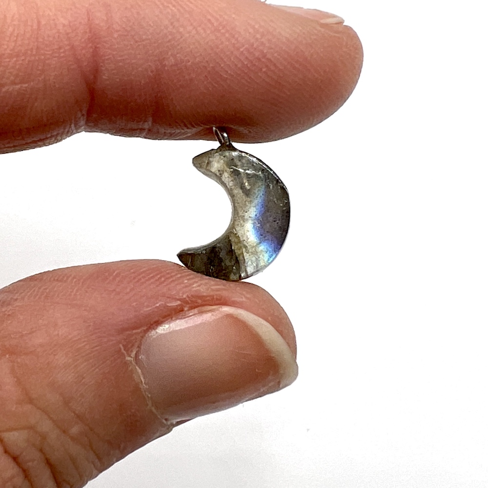 Labradorite Crescent Moon with Sterling Silver Peg Approx 11 x 3.5 x 5mm - Image 4