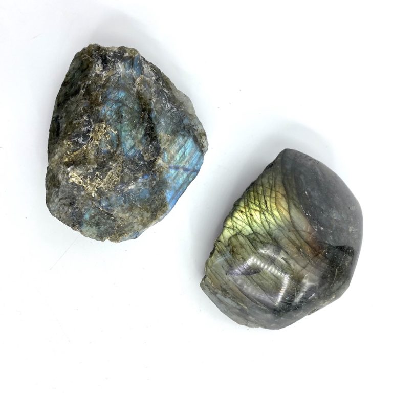 Labradorite Polished Dome Approx 10 x 8 x 3.5cm - Image 2