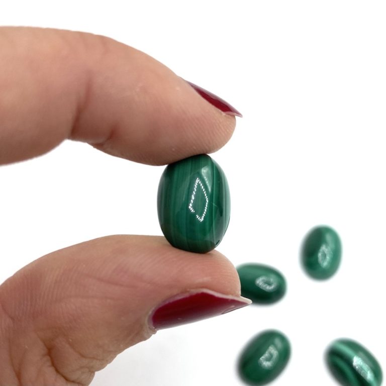 Malachite Oval Cabochon Approx 14 x 10mm - Image 8