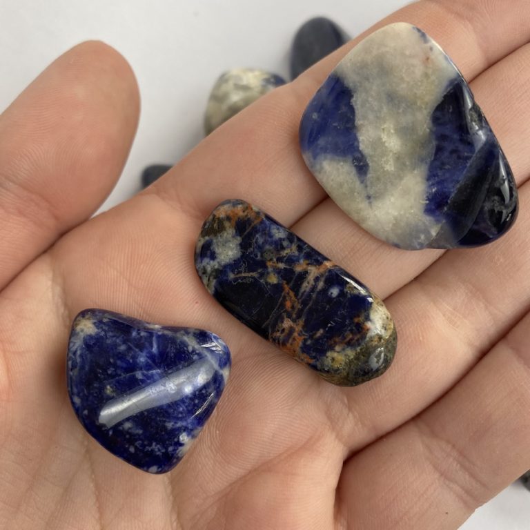 Sodalite Tumble Stones Approx 2.5cm 3 Piece Pack - Image 2