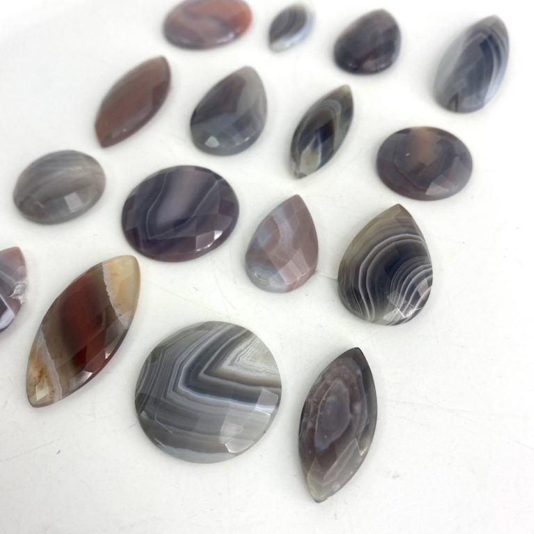 Botswana Agate Checker Cut Mixed Shape Cabochons Approx  20 - 25mm 3 Piece Pack - Image 6