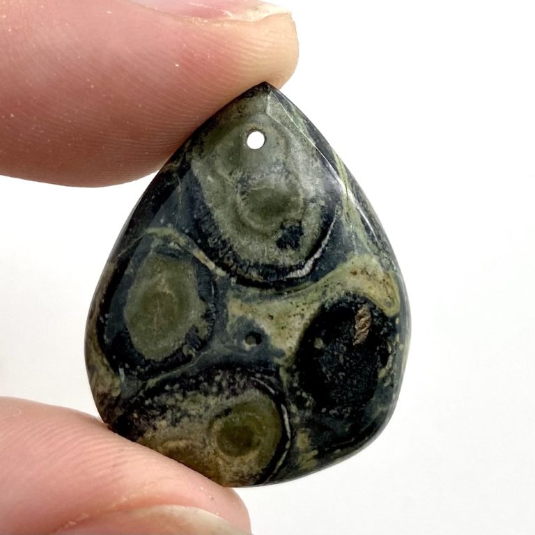 Kambaba Jasper Mixed Shape Top Drilled Cabochons Approx 20 - 25mm with 0.8mm Drill Hole 2 Piece Pack - Image 5