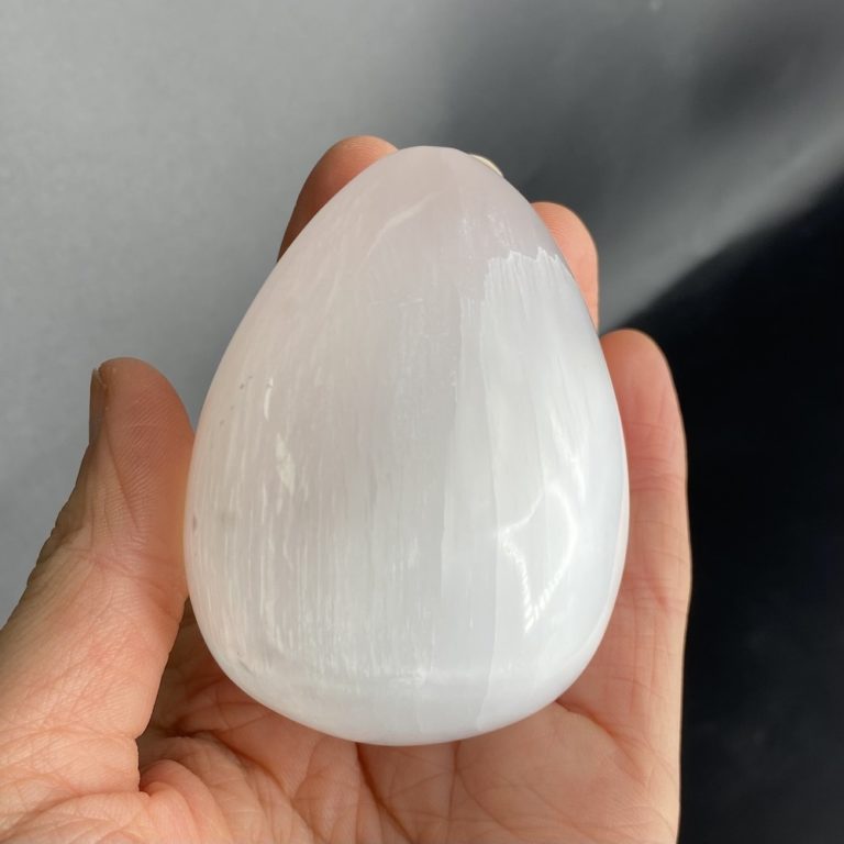 Selenite Egg Approx 6 - 7cm - Image 4