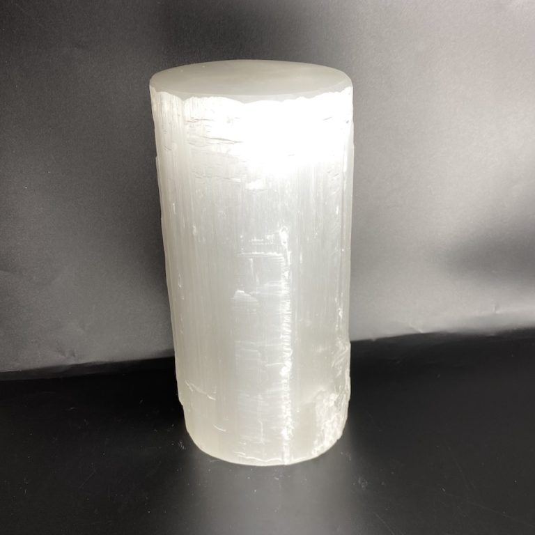 Selenite Rough Cylinder Lamp Approx 20 x 10cm - Image 2