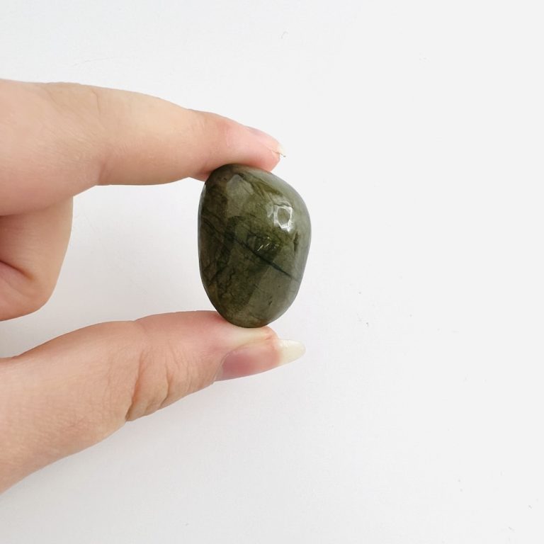Labradorite Mixed Size Tumble Stones 3 Piece Pack - Image 3