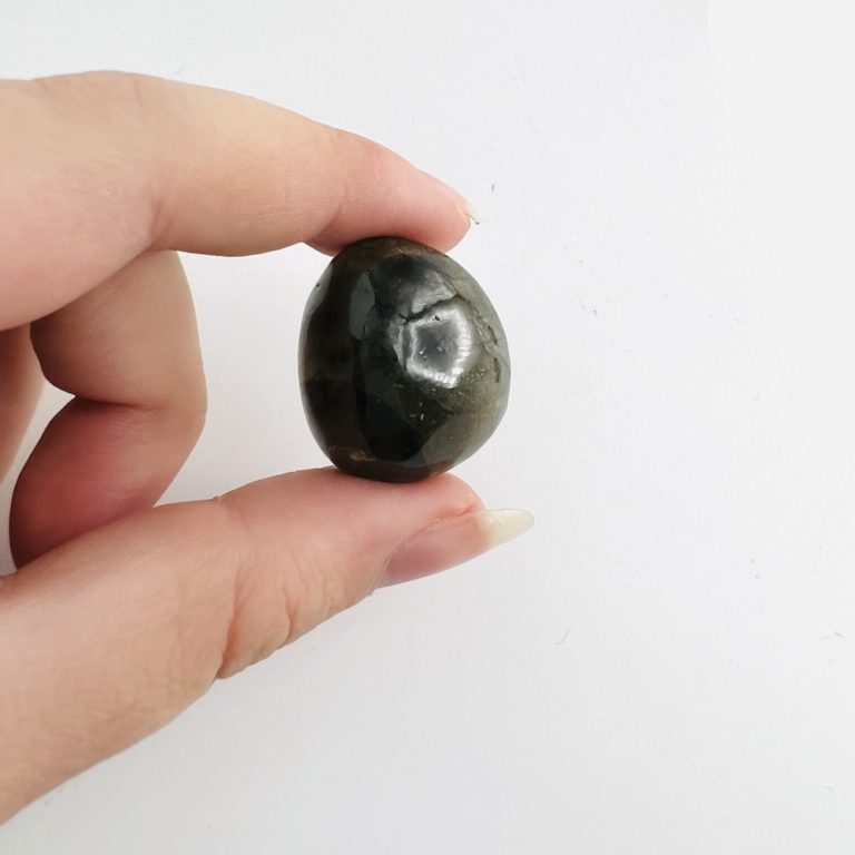 Labradorite Mixed Size Tumble Stones 3 Piece Pack - Image 2