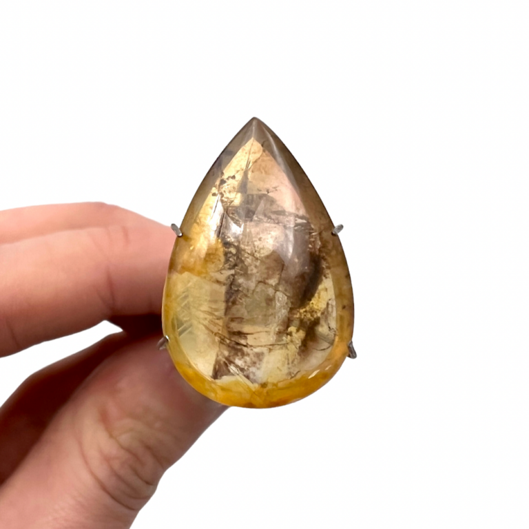 Top Quality Hematoid Quartz Pear Shape Cabochon Approx 20 x 13 x 4mm