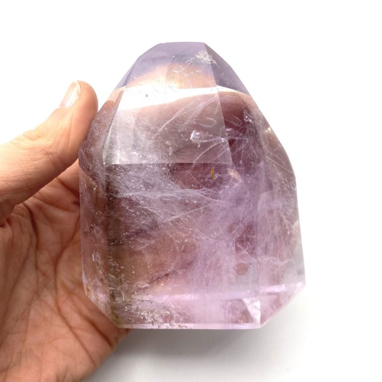 Amethyst Medium Point Approx 9 x 7.5cm
