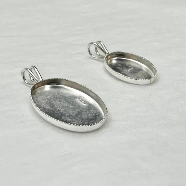 Sterling Silver Oval Bezel Setting Pendant Blank with Loop 2 Piece Pack Approx 14 x 10mm & 18 x 13mm - Image 2
