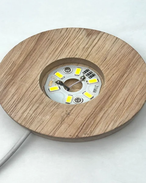 Round LED Light With USB Connector For Crystal Lighting 6 x 6 x 2cm