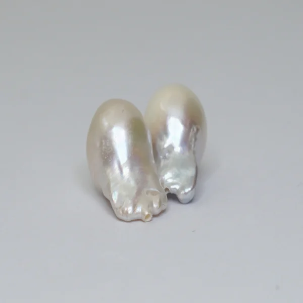 Freshwater Cultured Metallic White Baroque Pearls Approx 10 x 15mm Half Drilled 1 Pair - Image 4