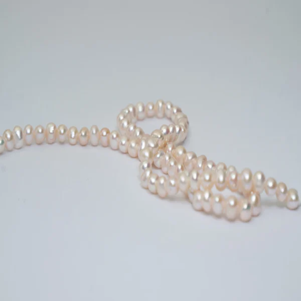 Freshwater Cultured Cream High Lustre Oval Approx 4.5 x 4mm 36cm String - Image 4