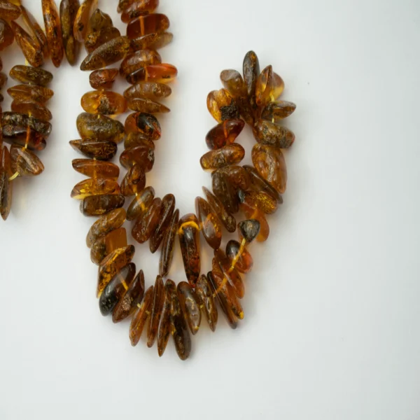Baltic Amber Chip Strand Approx 10 x 2mm Approx 40cm Strand - Image 4