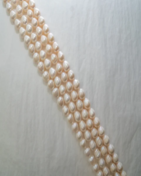 Freshwater Cultured Pearl Oval Rice 10-11mm 38cm String