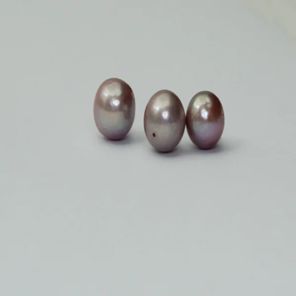 Freshwater Cultured Metallic Purple Edison Style Near Round Pearls Approx 9mm 3pc pack - Image 2