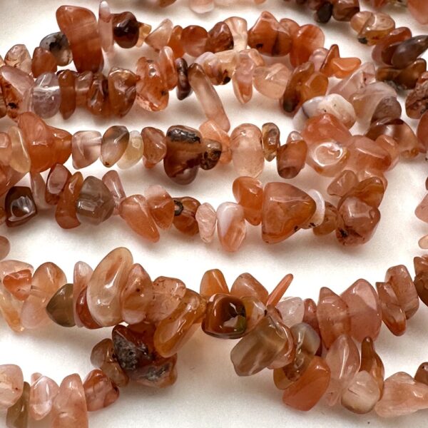 South Red Agate Chips Approx 5 x 8mm Approx 78cm Strand - Image 3