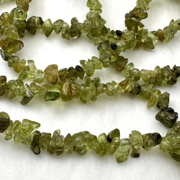 Peridot Chips Approx 5 x 8mm Approx 78cm Strand - Image 3